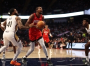 包含杜兰特连续十二场比赛得分超过赛况扑朔迷离，利物浦挑战极限！的词条